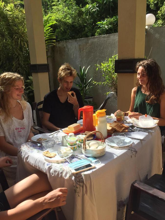 Vero Homestay Galle- Your Home Away From Home! מראה חיצוני תמונה