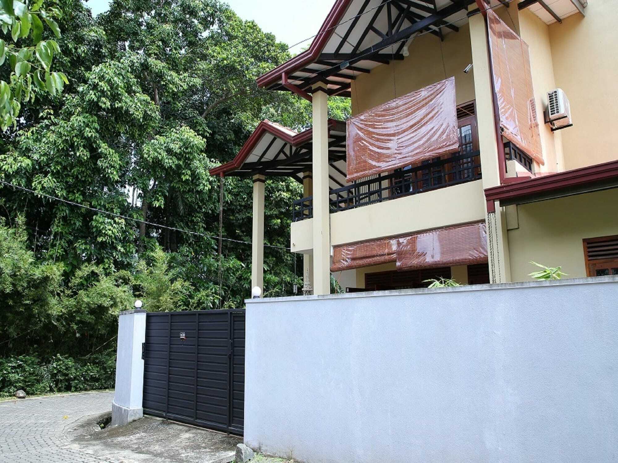 Vero Homestay Galle- Your Home Away From Home! מראה חיצוני תמונה